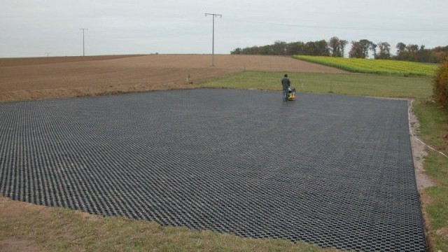 Manege - Outdoor Arena base